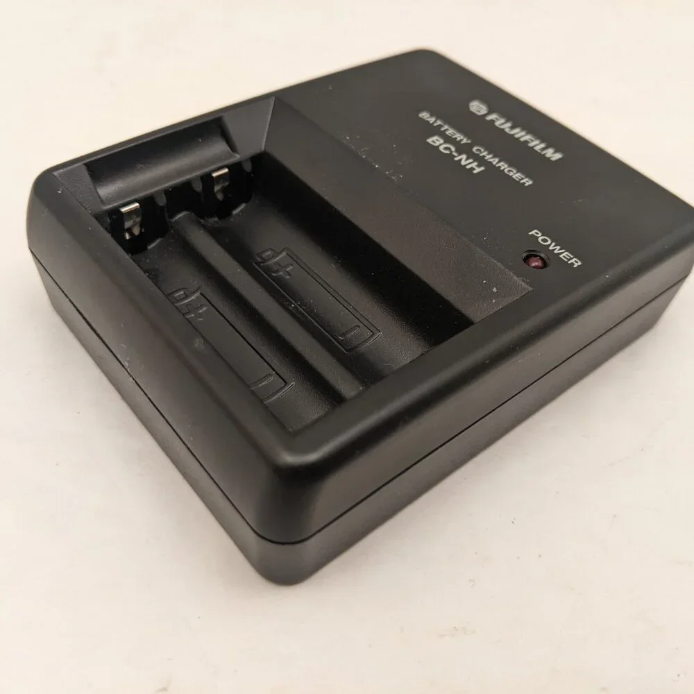 FUJIFILM Battery Charger [ ONLY ] | BC-NH | USED